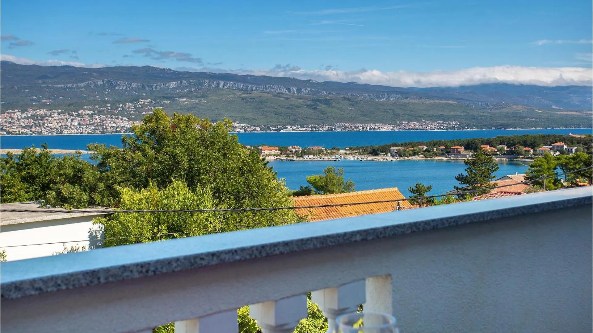 Stunning Apartment In Silo With Kitchen 0*, Silo (Krk)