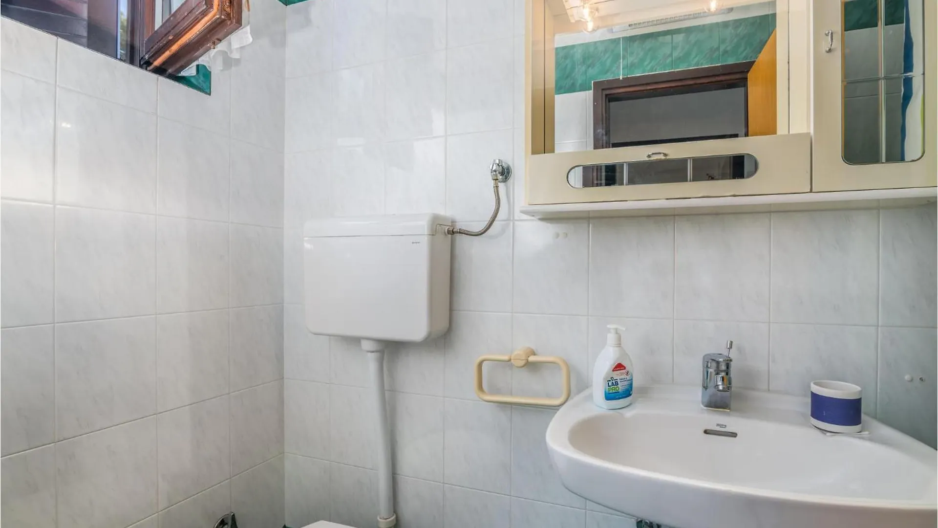Stunning Apartment In Silo With Kitchen 0*, Silo (Krk)