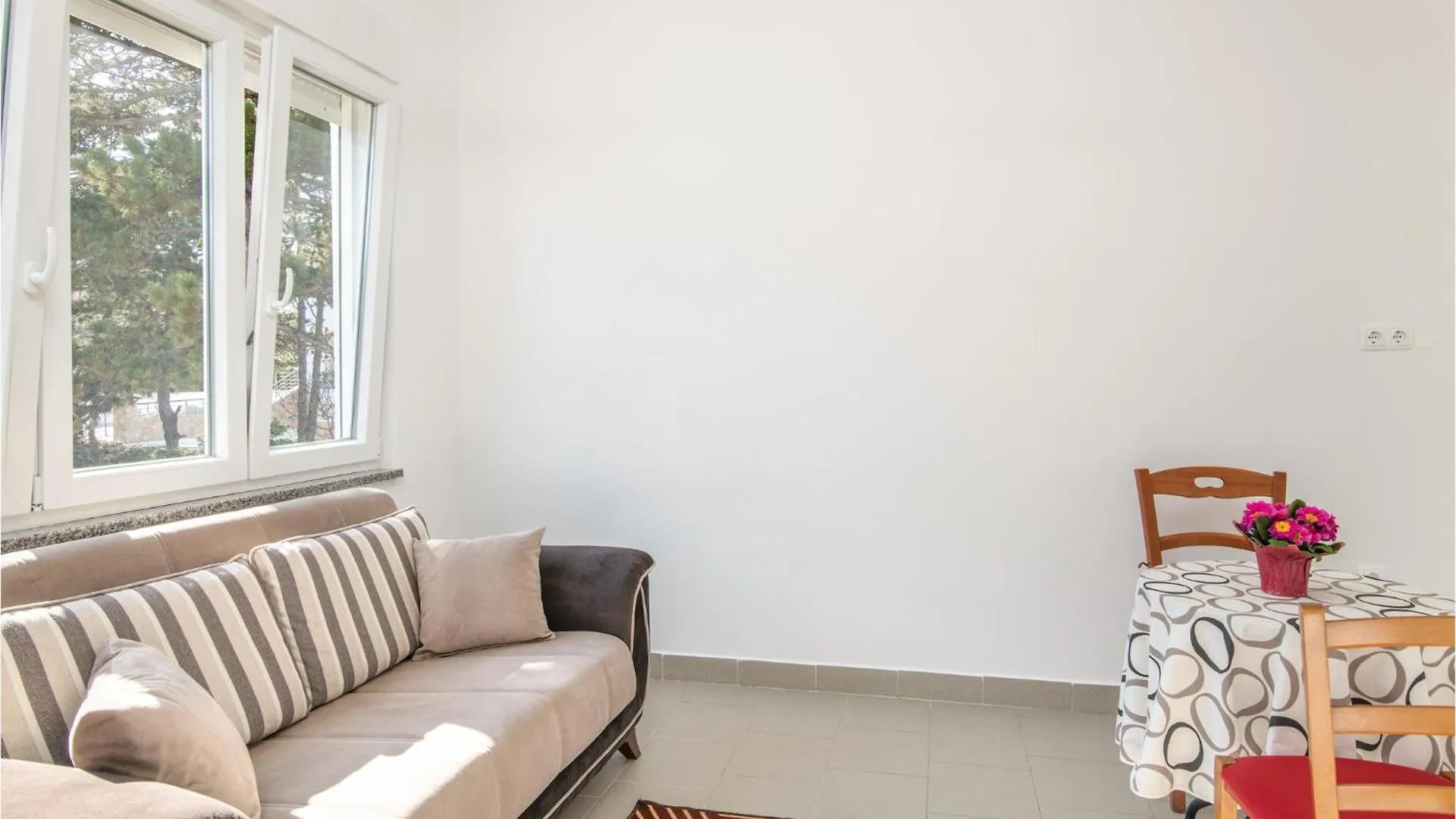 Stunning Apartment In Silo With Kitchen كرواتيا